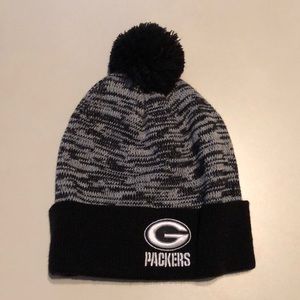 Black and grey Green Bay Packers winter beanie